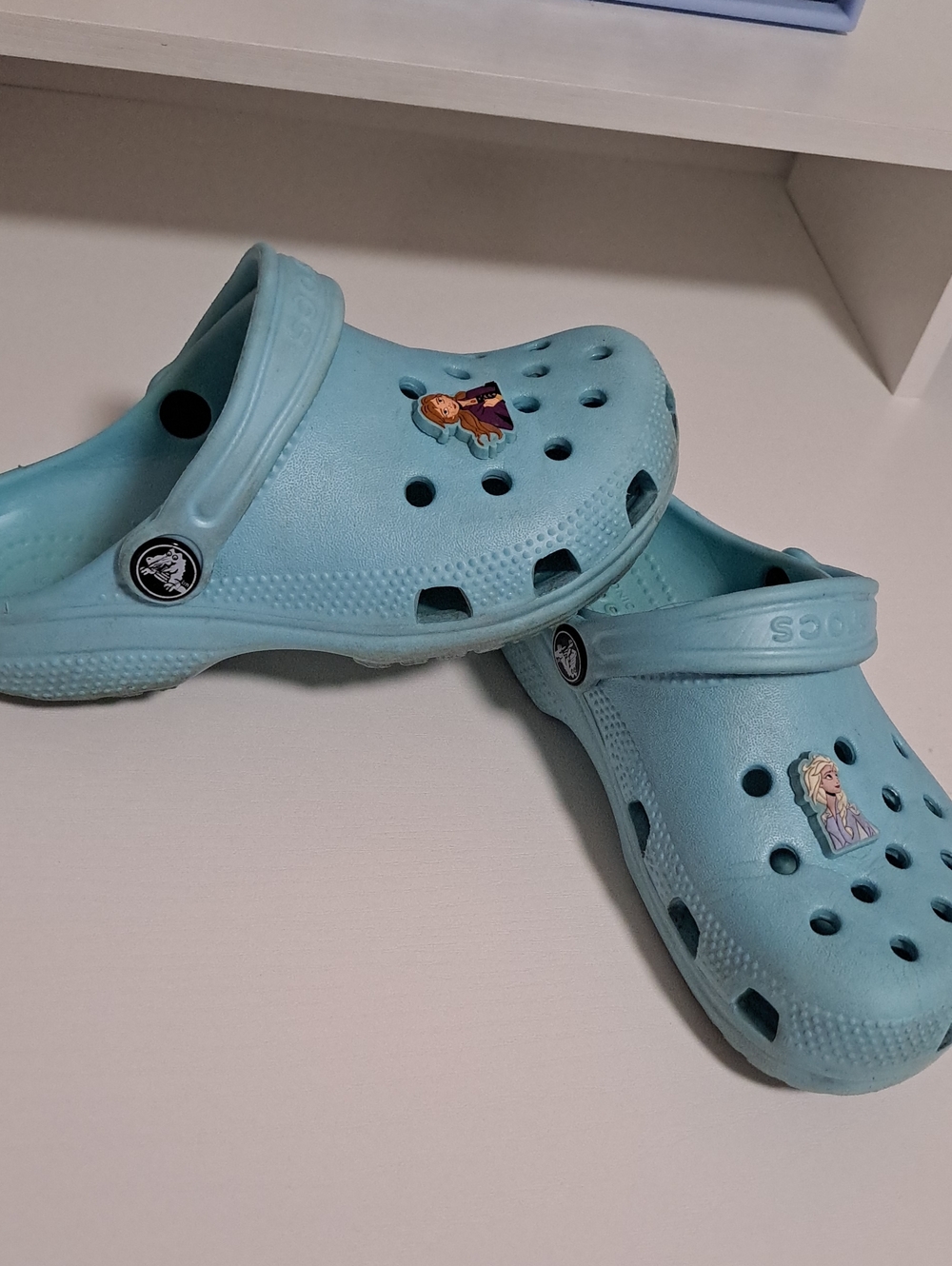 CROCS Kids Light Blue Frozen Character Clogs Size 12